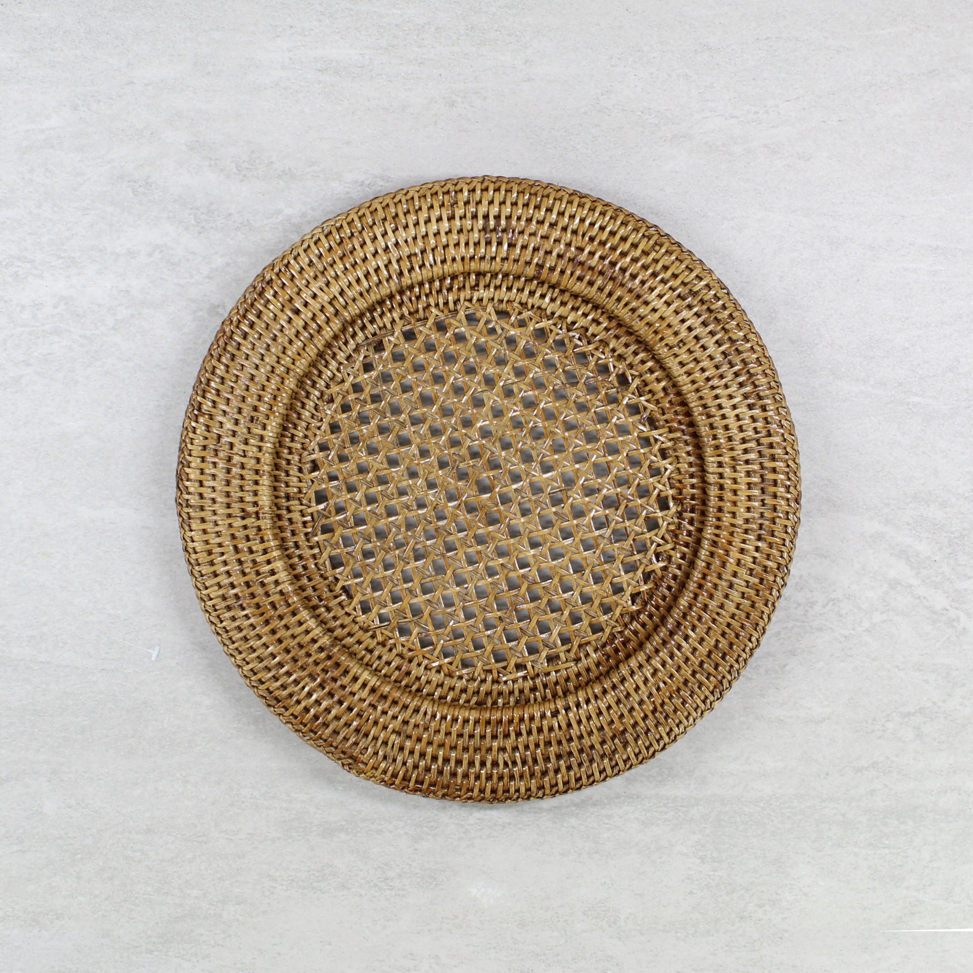 Rattan_Underplate_Placemat_Charger-Sustainable_Home_Organizing-Honey_Brown-001