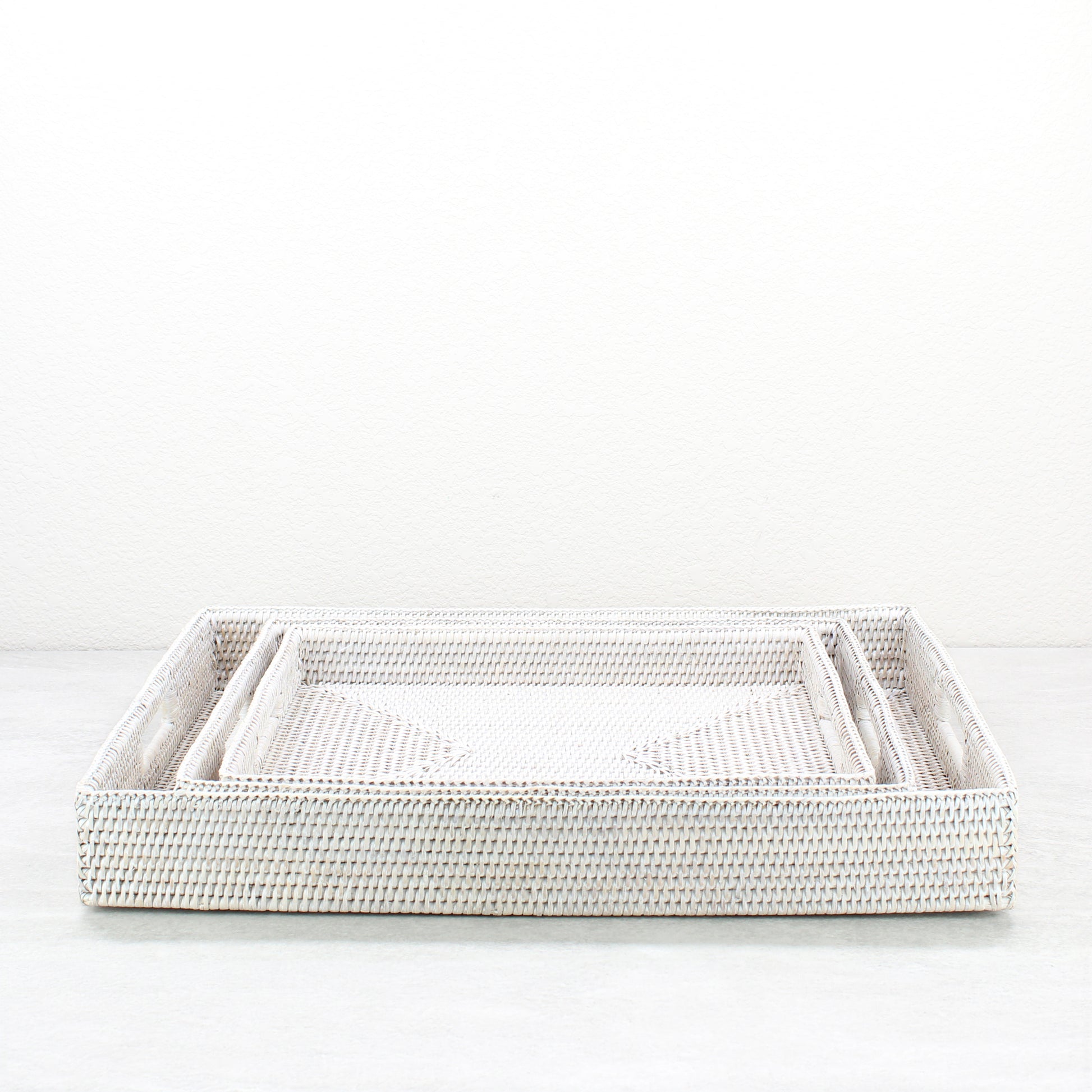 Rectangle-Rattan-Tray-with-Handles-Sustainable-Home-Organizing-Medium-Whitewash-4