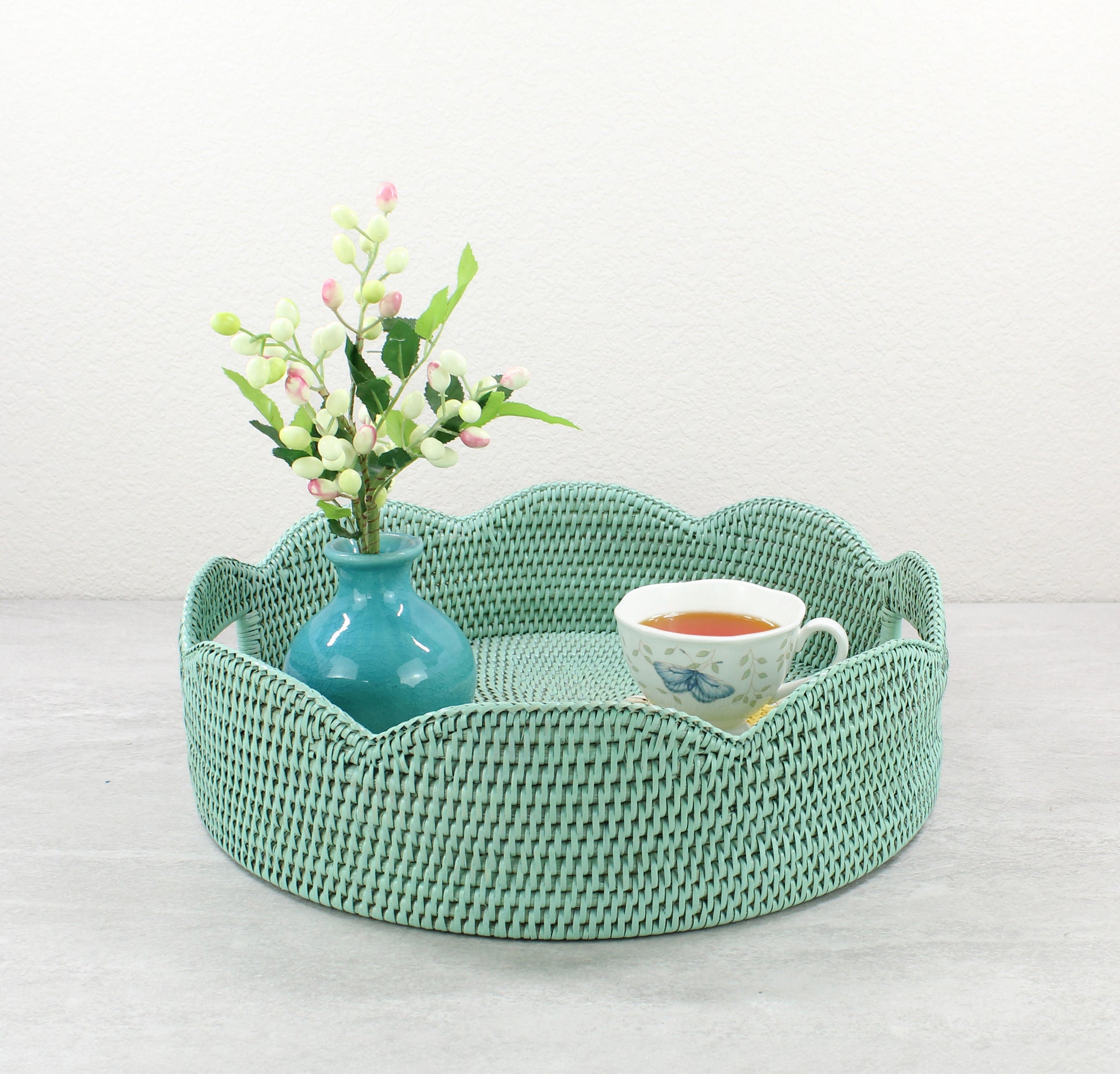 Round-Scalloped-Rattan-Tray-Sustainable-Home-Organizing-Medium-Sage-Leaf-006