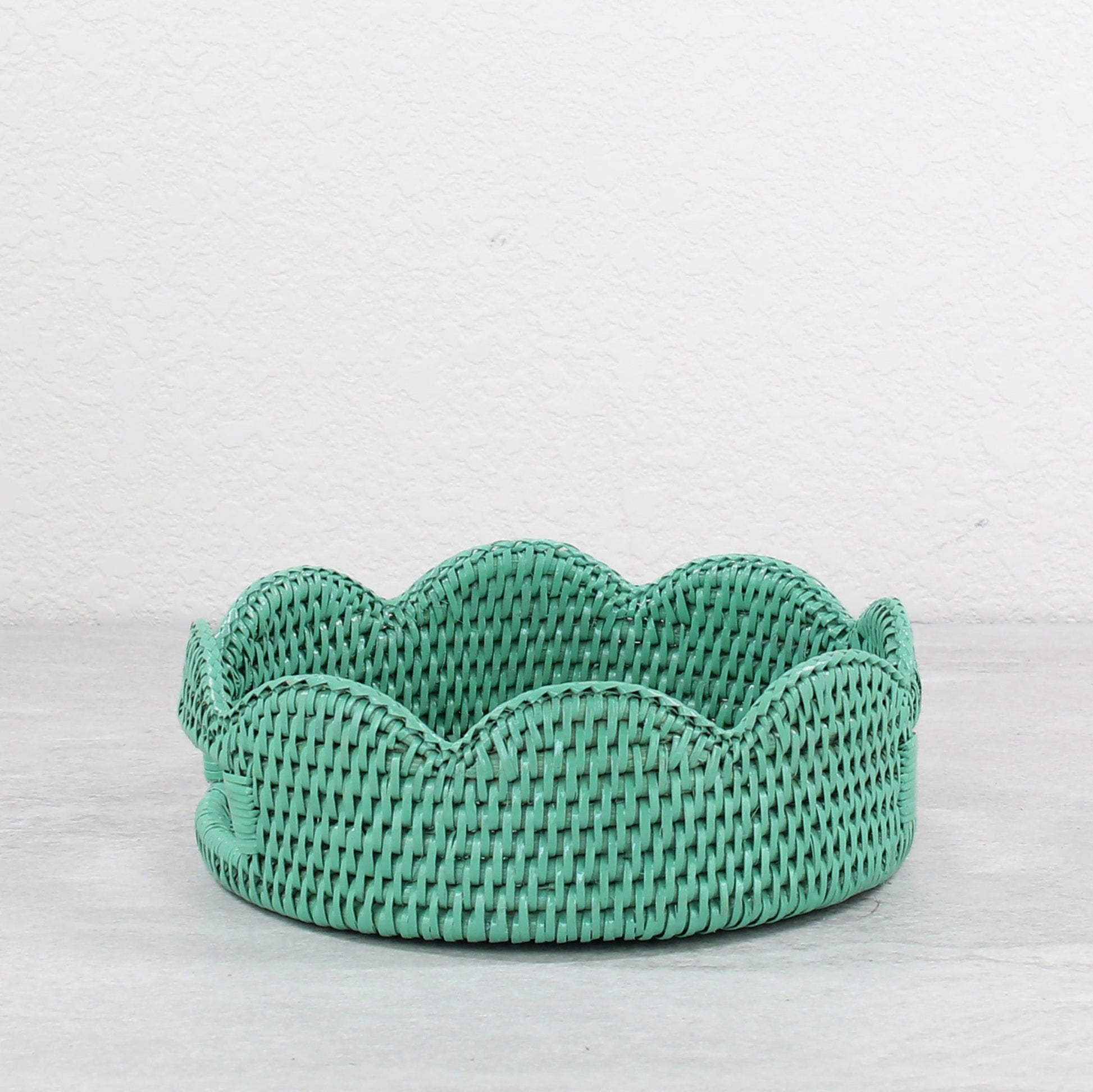 Round_Scalloped_Rattan_Tray-Sustainable_Home_Organizing-Small-Sea_Glass-001