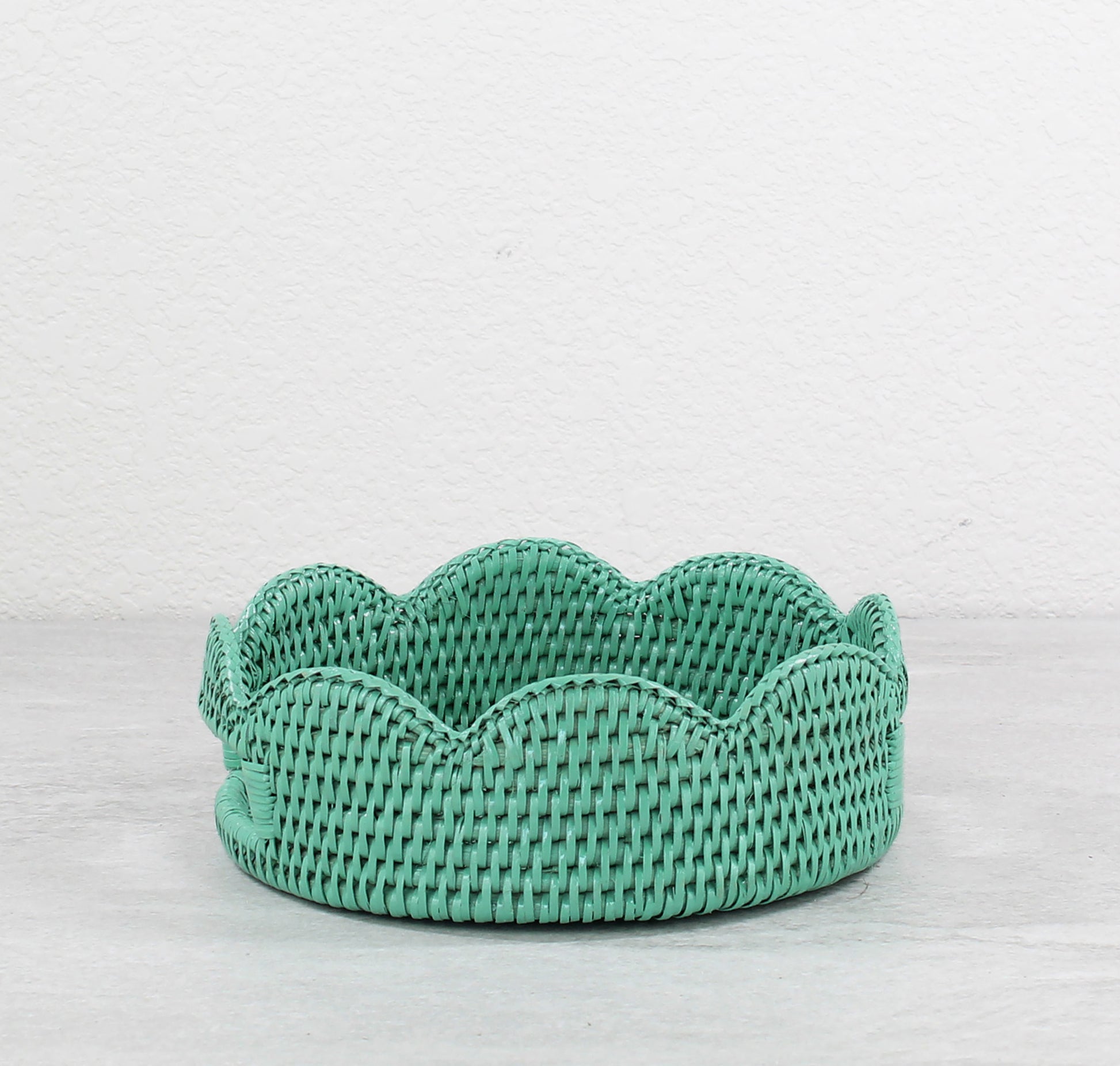 Round_Scalloped_Rattan_Tray-Sustainable_Home_Organizing-Small-Sea_Glass-02