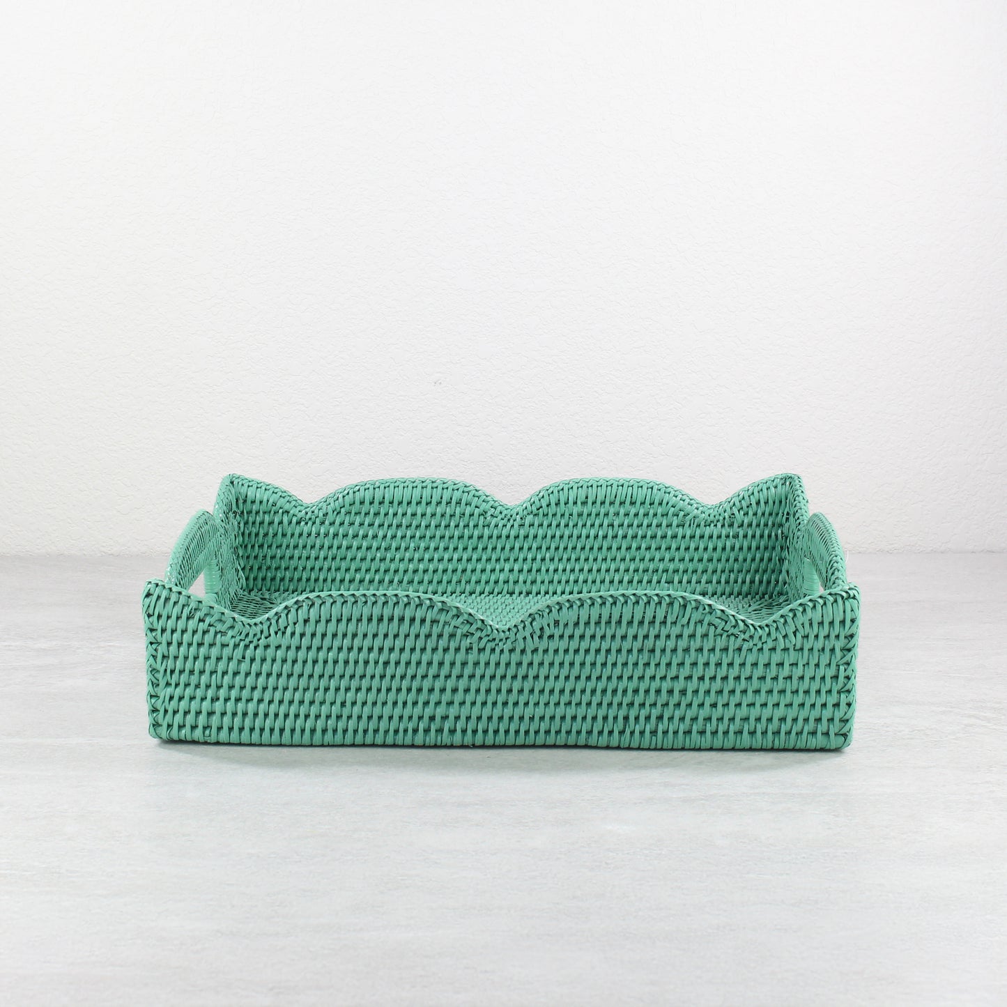 Scalloped-Lace_Tray-Close_Weaving-Medium-turquoise-005