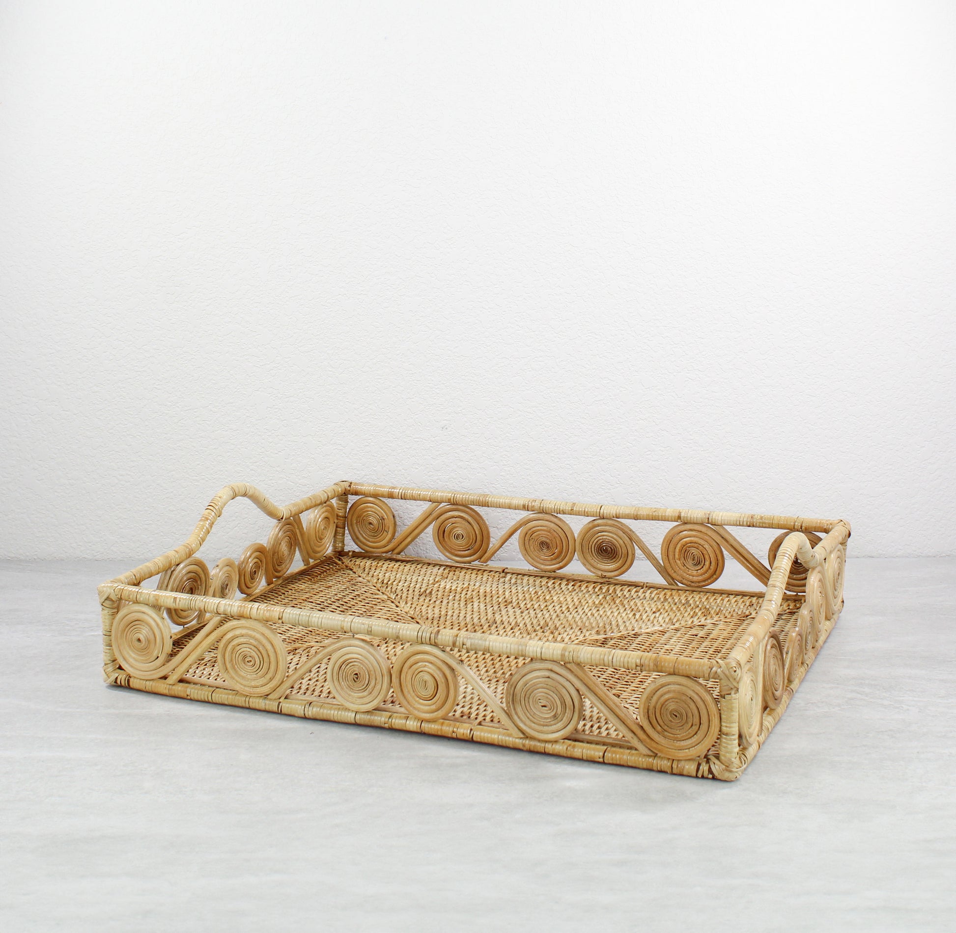 SwirlyTray-Rectangle-45cm-RattanBottom-LuxuryMid-centuryModern-Home-Organizing-Natural-002