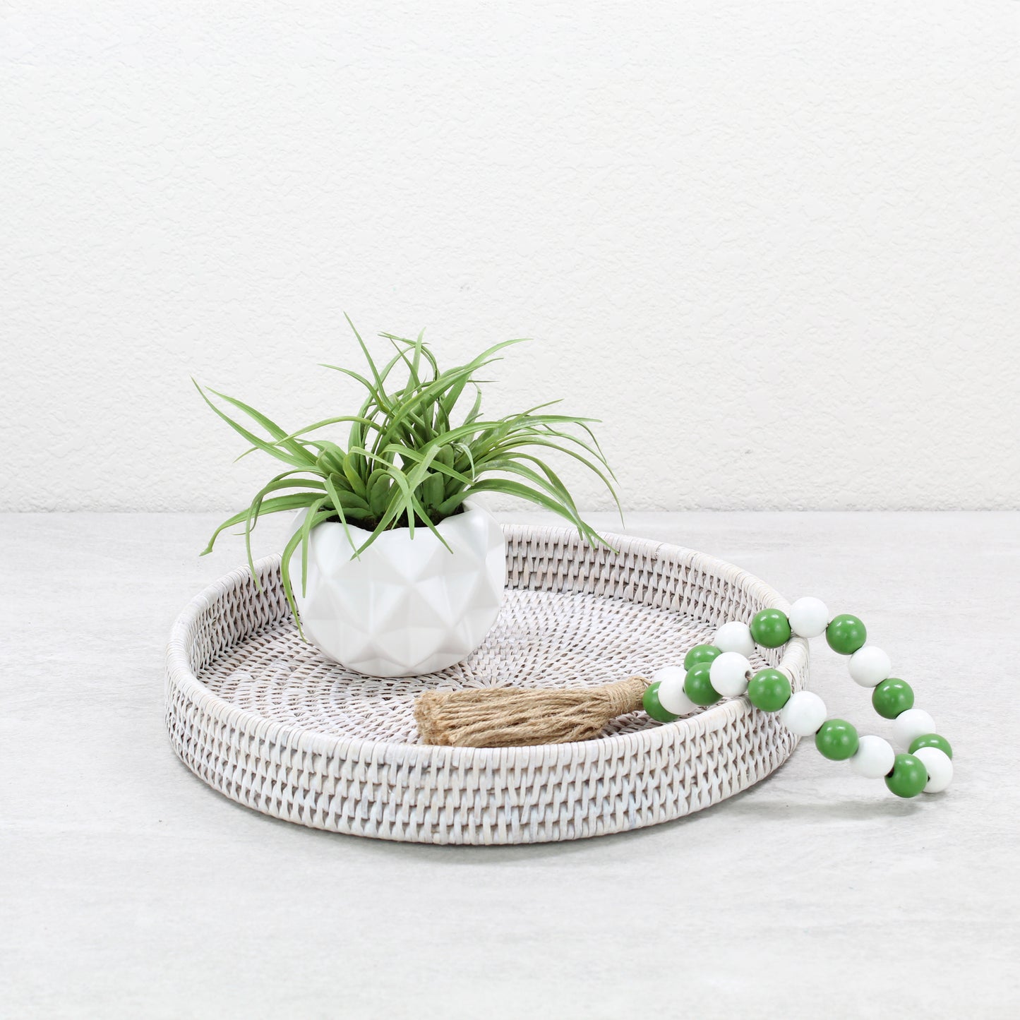 Tight-Woven-Round-Rattan-Tray-Sustainable-Home-Organizing-Colorful-003