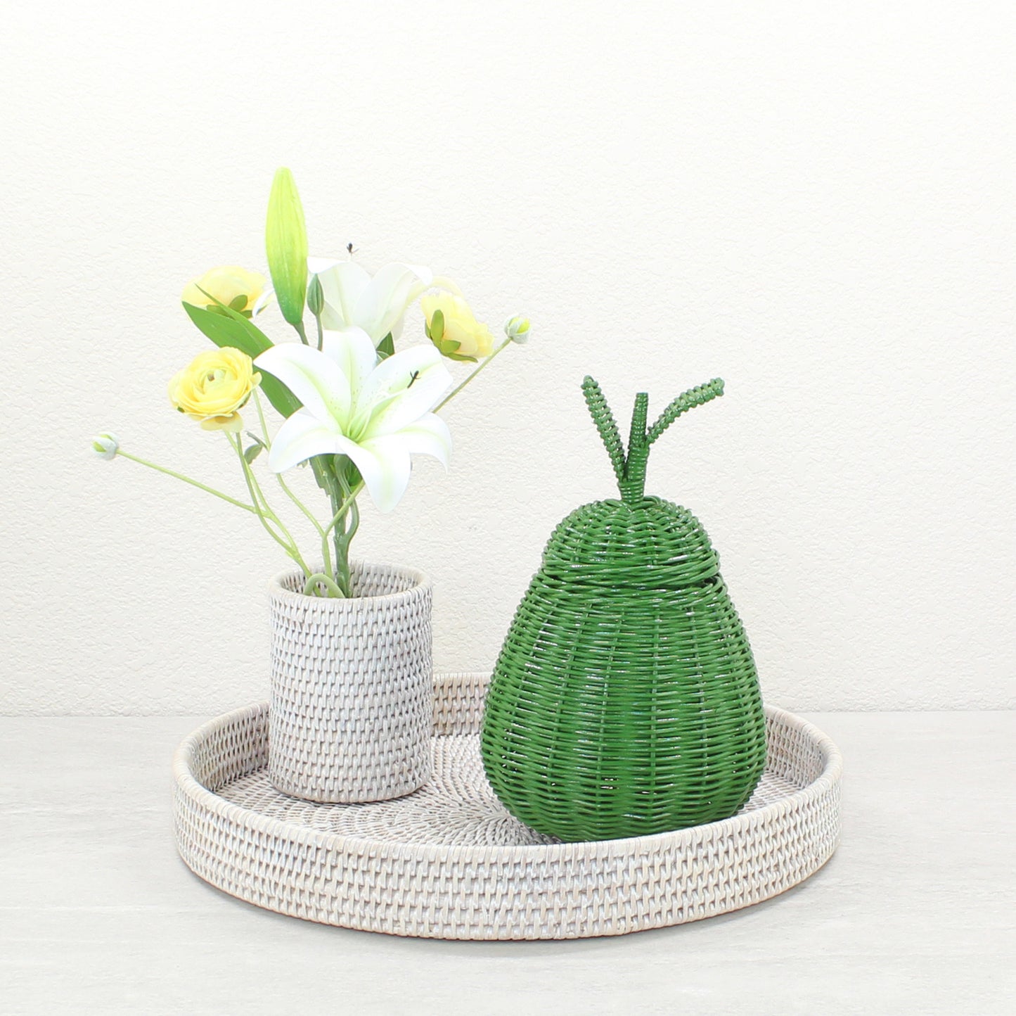 Tight-Woven-Round-Rattan-Tray-Sustainable-Home-Organizing-Colorful-Medium-020