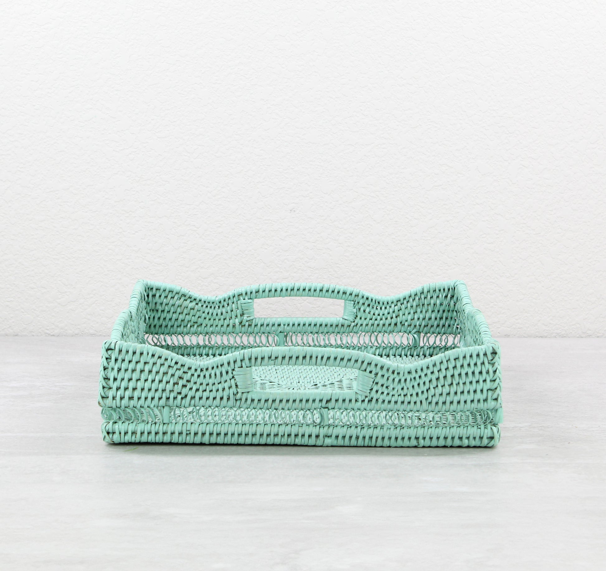 Weaved-Scalloped-Tray-Square-Small-Sustainable-Home-Organizing-Combination-022