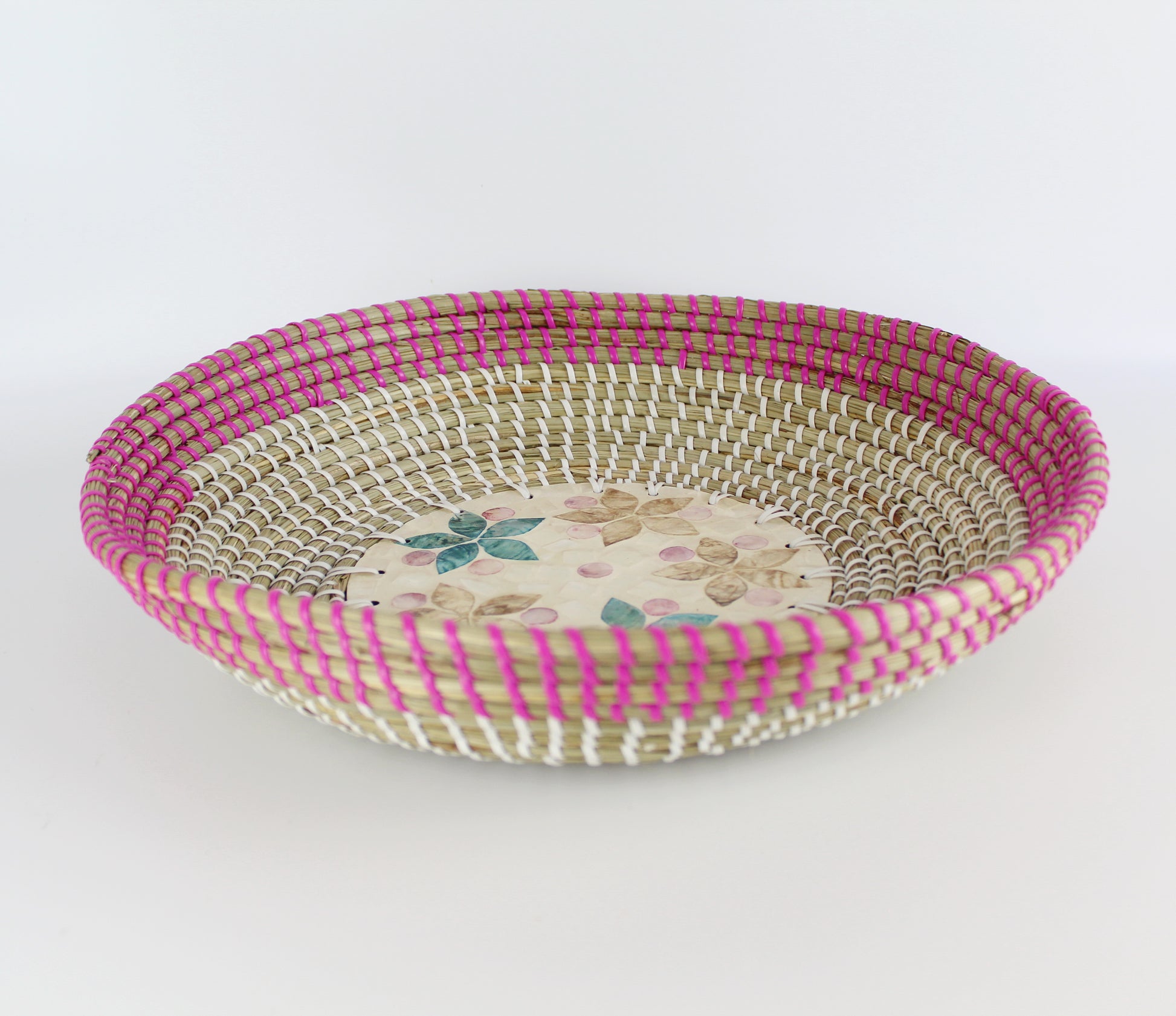 Natural Seagrass Woven Mother of Pearl Round Tray - Eco Handcraft store