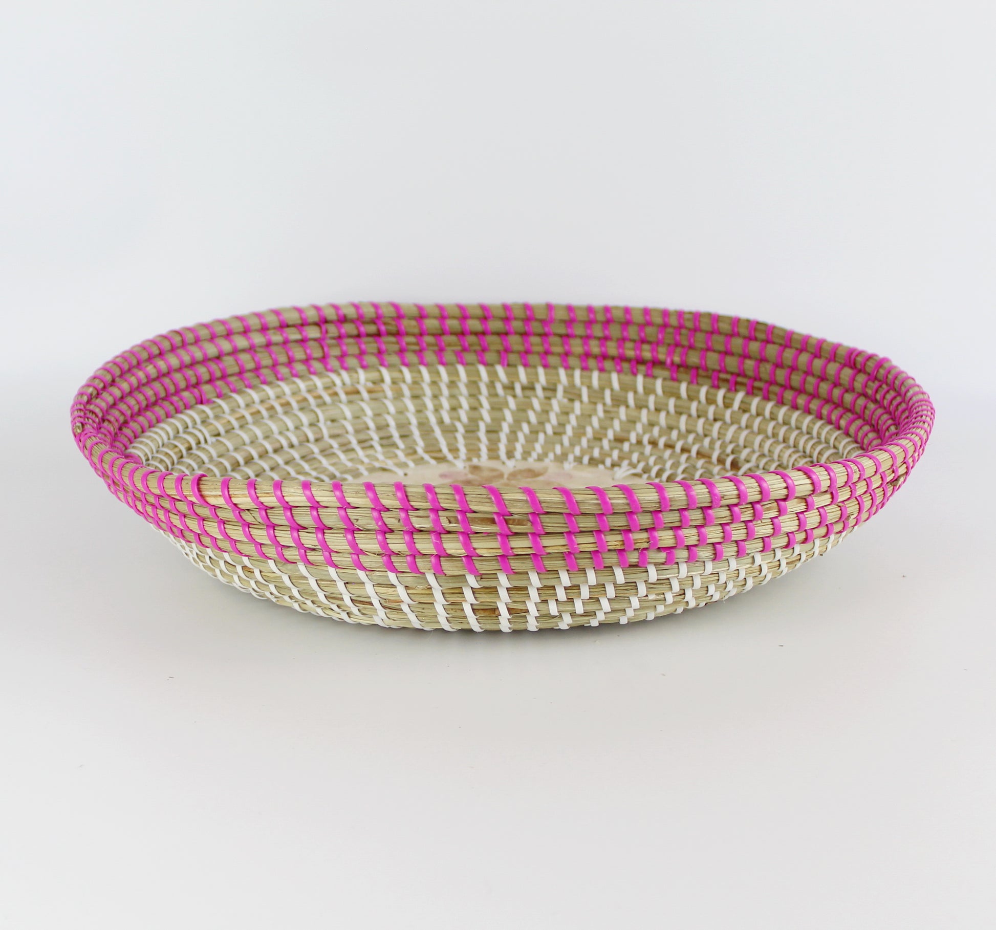 Natural Seagrass Woven Mother of Pearl Round Tray - Eco Handcraft store